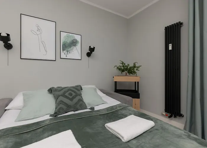 Cozy & Stylish Studio Ochota 1,5 Km To Zlote Tarasy By Renters